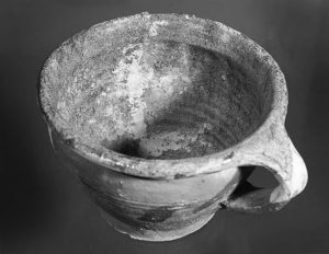 Nachttopf, Keramik, um 1460-70