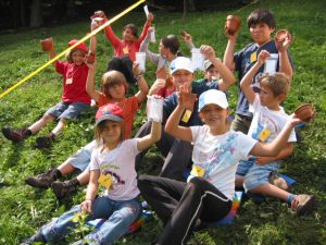 Archäologische Kindergrabung 2008, Foto: Stadtarchäologie Hall i.T.